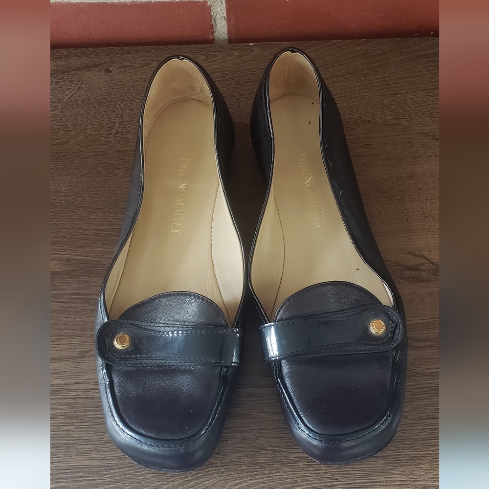Bruno Magli Black Leather Slip On Flats/Loafers Size 8